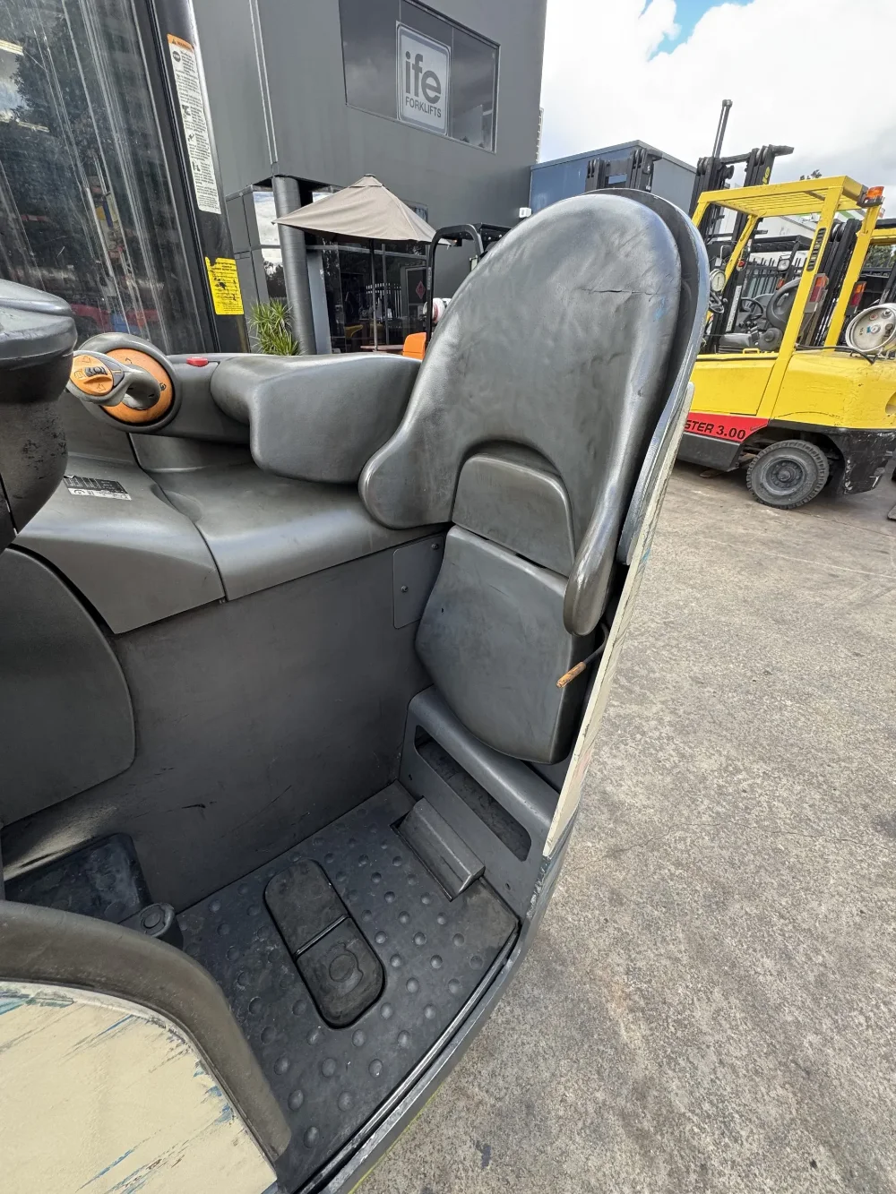 F1507 Hyster R30XMA3 order picker