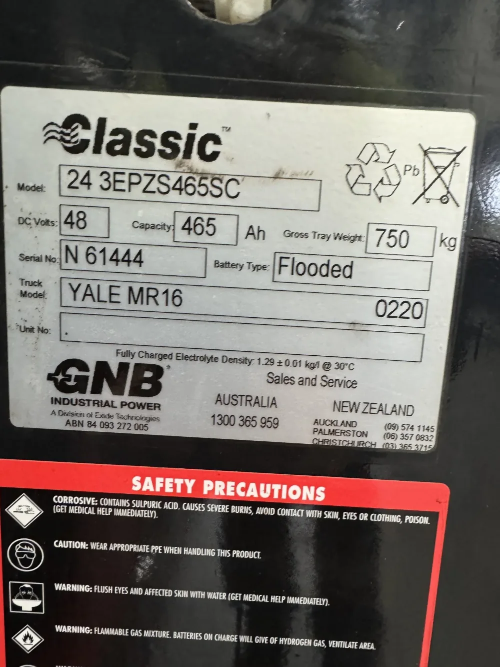F709 Yale Sit down reach truck